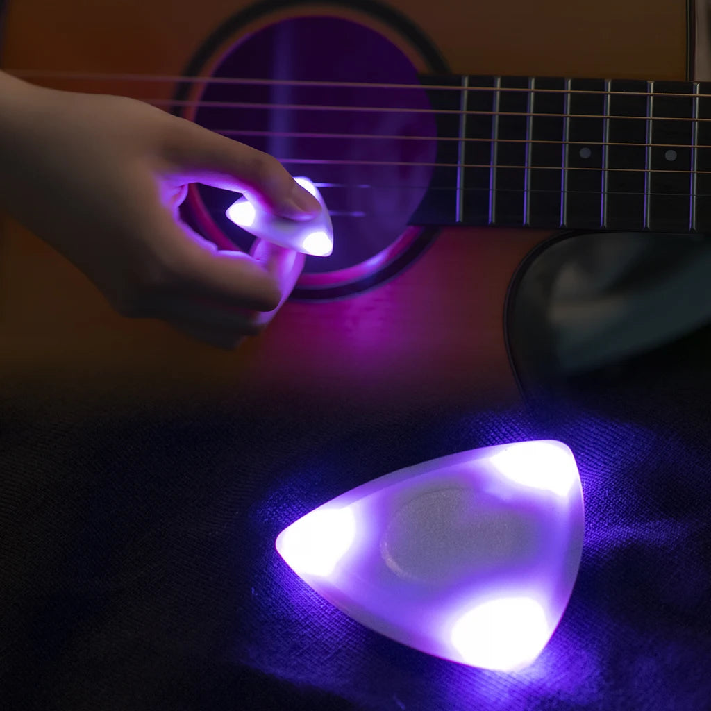 NAOMI 3 Colors Guitar Picks 1.0mm/0.8mm/0.6mm Thickness Plastic w/ High-sensitivity LED Light